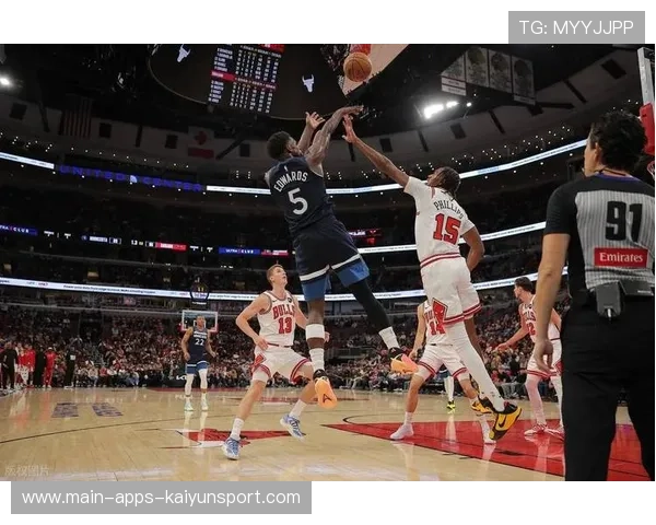 逆转11分！公牛126-120险胜森林狼，公牛james